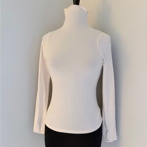 Athleta Girls  Cream Turtleneck Top Size 12
